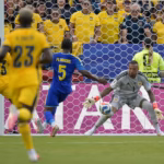Room-saves-against-Valencia