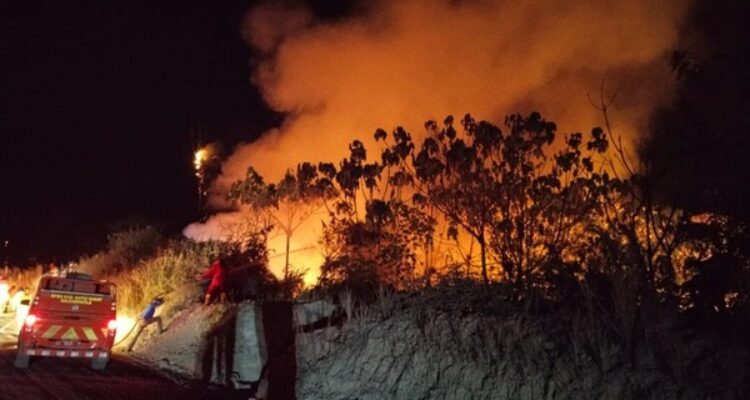 karhutla-kutai-barat-meluas-41551-hektare-hutan-dan-lahan-terbakar-istimewa-1787212761754_169